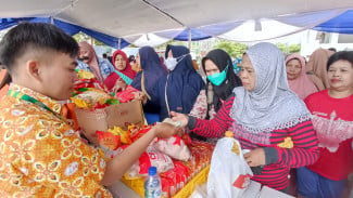 Gelar Sembako Murah, Pemkab Banyuwangi Diacungi Jempol