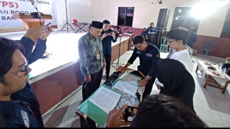 Panwascam Rogojampi Resmi Lantik Sejumlah 172 Petugas PTPS Terpilih