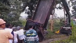 Mobil Pengangkut Sembako Caleg Partai Gerindra Banyuwangi Kecelakaan, ini Kronologisnya