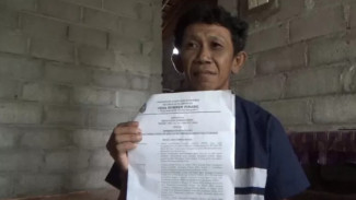 Enggan Dukung Istri Kades Nyaleg, 2 Ketua RT Dipecat Kades di Situbondo