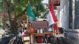 Tukang Cilok Naik Haji, Berangkat ke Mekkah Pakai Motor