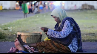 Cerpen Bahasa Using Banyuwangi, Judul: Sega Jum'at