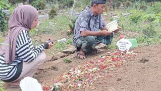 Gadis Difabel Tewas Terbakar Dimakamkan Dengan Cara Berbeda