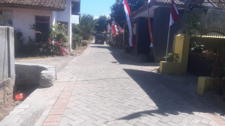 Jalan Kampung Rusak di Desa Bajulmati Terus Berkurang
