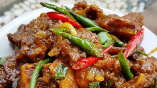 Sensasi Pedas Iga Sapi Kecap: Hidangan Lezat untuk Pecinta Pedas