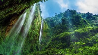 Pesona Keindahan Alam: Destinasi Wisata Air Terjun Terindah di Indonesia