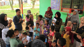 GKM: Menjadi Jembatan Pendidikan bagi Anak-anak di Pinggiran Kendari