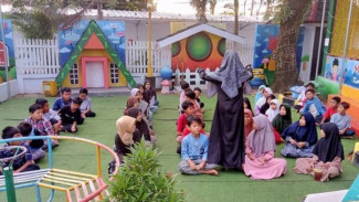 Dari Tempat Sampah Menjadi Kampung Wisata: Akhyadi dan Taman Kreatif Pipitan