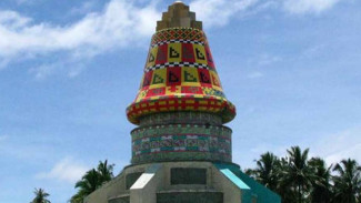 Megahnya Tugu Kopiah, Simbol Identitas dan Legenda Aceh Tamiang yang Menawan