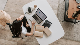 WFH Anti Jenuh! Ini Tips Menjaga Semangat Kerja dari Rumah