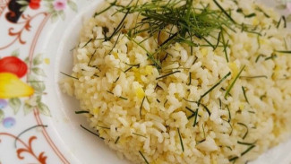 Resep Nasi Daun Jeruk yang Harum dan Gurih, Cita Rasa Nusantara di Setiap Suapan!
