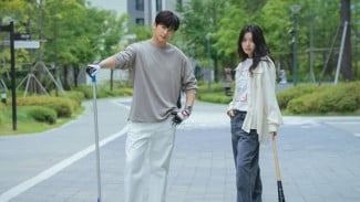 Melawan Zombie di Tengah Cinta: Rekomendasi Drakor Thriller Romantis yang Bikin Deg-degan!