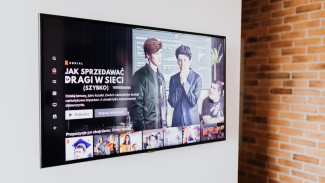 Panduan Cerdas Memilih Smart TV: Fitur Kekinian, Harga Tetap Bersahabat!