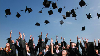 10 Beasiswa Luar Negeri yang Dibuka untuk Kuliah Tahun 2025