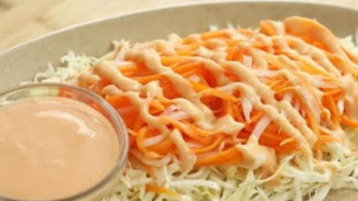 Bikin Salad Hokben Sendiri, Rasanya Mirip Banget Tanpa Perlu Keluar Rumah!
