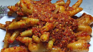 Bingung Olah Ceker? Coba Resep Pedas Ndower Ini Dijamin Empuk dan Tidak Amis
