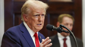 Donald Trump Pertimbangkan Tarif 10% untuk China, Mata Uang Yuan Melemah