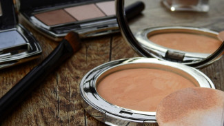 Bye-Bye Makeup Luntur! Ini Trik Rahasia Agar Makeup Tahan Lama Seharian!