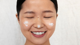 4 Bahan Skincare Ajaib untuk Hilangkan Bekas Jerawat