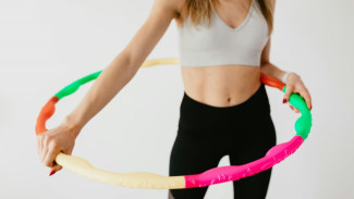Hula Hoop: Anti Bosan, Bisa Bakar hingga 400 Kalori!