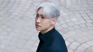 Alasan di Balik Gaya Rambut Putih Lee Je Hoon di The Art of Negotiation, Sutradara Ahn Pan Seok: Sulit…