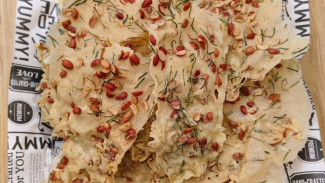 Benar-Benar Kriuk Tahan Lama! Resep Peyek Kacang Ini Anti Melempem Meski Sudah Berhari Hari