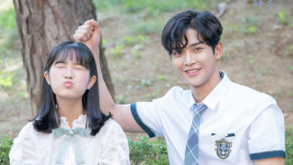10 Rekomendasi Drakor Sekolah dengan Cerita Seru dan Penuh Drama, Kamu Sudah Siap Nostalgia Masa Seragam Belum?