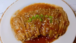 Resep Jamur Enoki Asam Manis Simpel, Menu Anak Kos Anti Ribet!