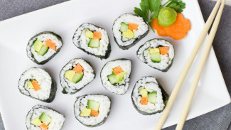 Bikin Sushi di Rumah Tanpa Ribet! Rahasia Lezat Tanpa Peralatan Khusus