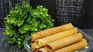5 Tips Membuat Kue Semprong yang Garing dan Tidak Mudah Lembek