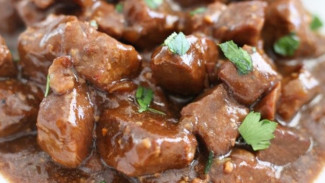 Cara Membuat Semur Daging Sapi yang Empuk, Kental dan Sedap