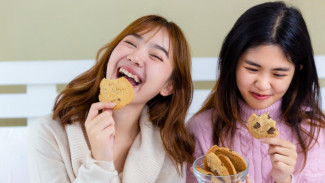 Ingin Suasana Mood Membaik? Coba Atasi Dengan Makanan Pembangkit Mood Berikut Ini