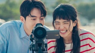 10 Rekomendasi Drama Korea Populer Bertema Cinta Bersemi dari Persahabatan Masa Kecil