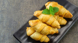 Tips Membuat Pisang Molen dengan Isian Cokelat Lumer yang Lezat