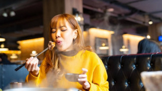 Fakta Ilmiah: Mengapa Makan Cepat Bisa Merusak Kesehatan Anda