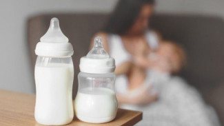 Tips Mencuci Botol Bayi yang Benar Menurut Kesehatan