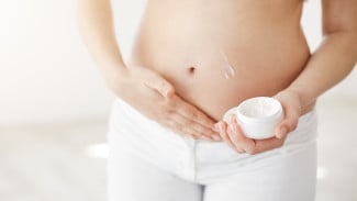 Tak Perlu Mahal, Ternyata Butuh 2 Langkah Saja untuk Kurangi Stretch Mark, Berani Coba?