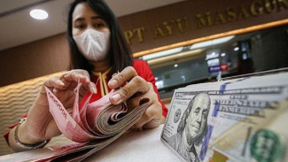 Dolar Ngamuk! Tembus Rp17 Ribu, Rupiah Terpuruk, Ekonom UI: Waspada, Kita Memang Sedang Tidak Baik!