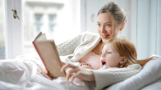 10 Cara Ampuh Meningkatkan Minat Baca Anak Sejak Dini