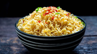 Bikin Mie Instan Sendiri di Rumah? Bisa! Ini Resep Lezat, Sehat, dan Bebas Pengawet