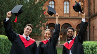 Mau Foto Wisuda Outdoor Lebih Keren? Ini 7 Tips Sebelum Foto Wisuda!