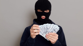 Waspadai Penipuan Mengatasnamakan Bank, Jangan Sampai Uang Anda Hilang!