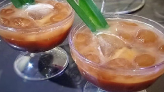 Segarnya Es Kolang Kaling Gula Merah, Santan, dan Sirup Cocopandan, Cocok untuk Cuaca Panas