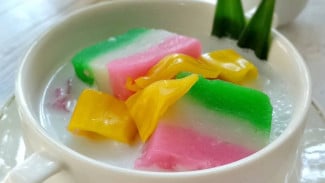 Es Selendang Mayang Khas Betawi, Manisnya Pas, Teksturnya Lembut, dan Segar Banget