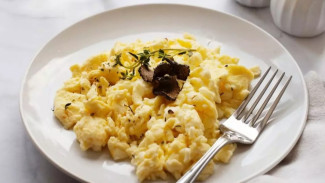 Resep Orak Arik Telur Sosis Bayam Masakan Sehat Kilat Yang Cocok untuk Sarapan Anak Kos