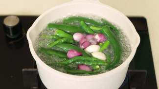 Catat! Ini Rahasia Sambal Ijo Padang yang Sempurna dari Celebrity Chef Terkenal