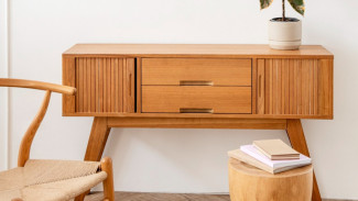 Awet dan Anti Rayap, Begini Cara Merawat Furniture Kayu