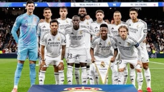 Misteri Tiga Garis Hitam di Lengan, Benarkah Jersey Real Madrid Dikutuk Puasa Gelar?