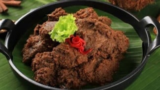 Gas Bikin, Ini Resep Rendang Asli Padang Dengan Kelapa Gongseng