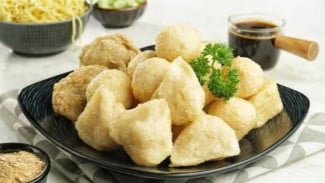 Bukan Ikan Tenggiri, Tapi Bahan Ini yang Bikin Pempek Dos Jadi Super Gurih dan Nagih